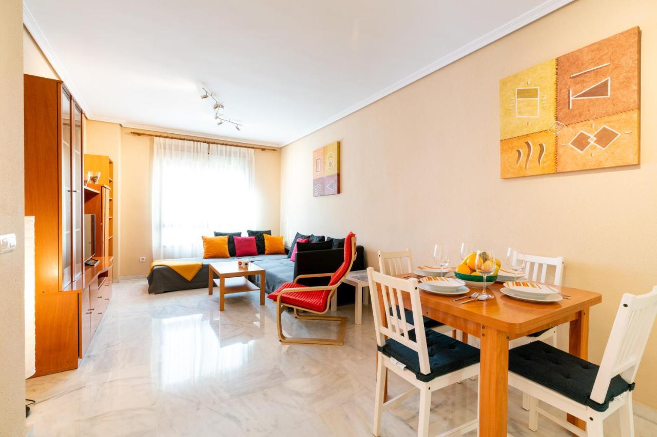 Centrico II Donkey Parking Incluido Apartman Sevilla Kültér fotó