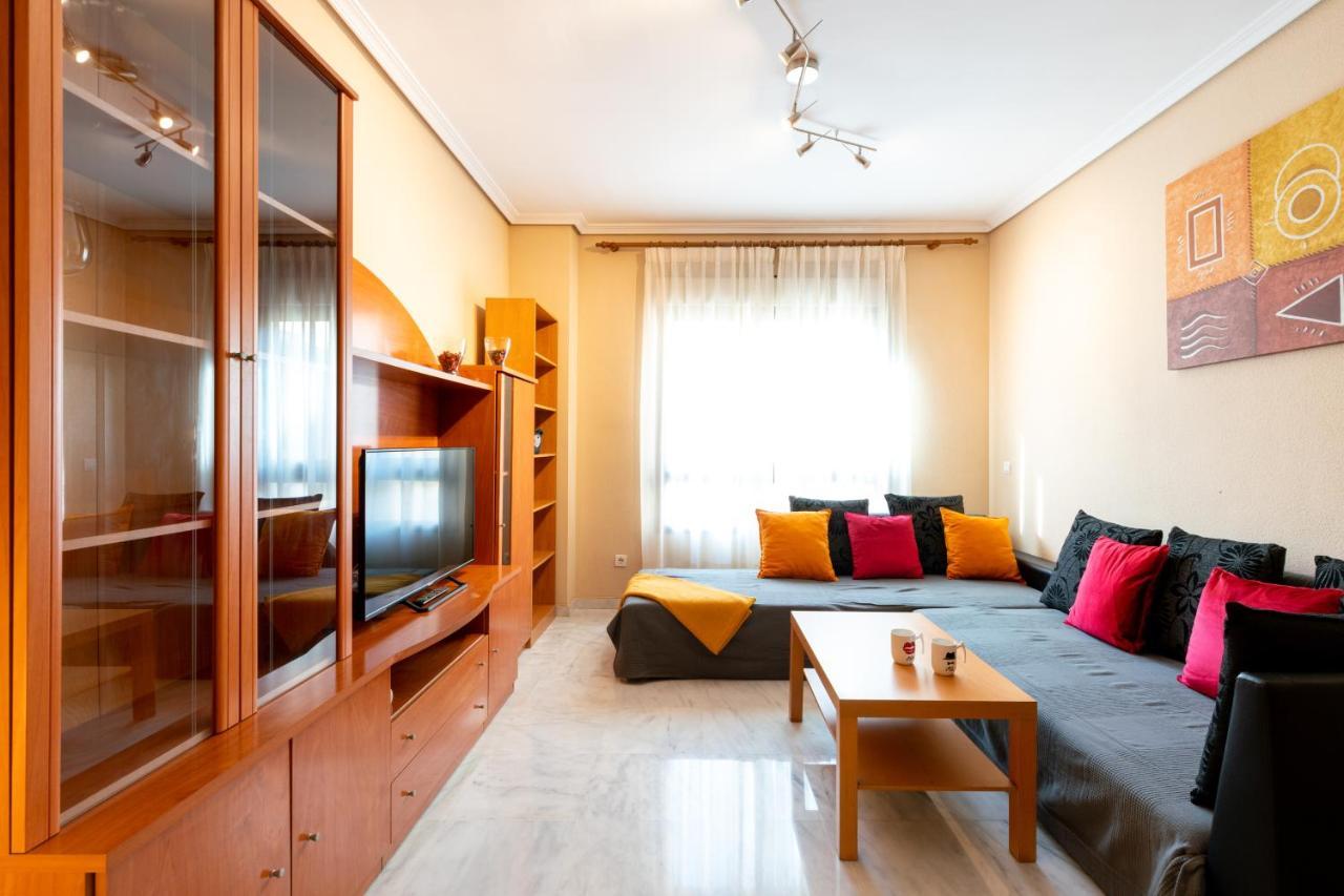 Centrico II Donkey Parking Incluido Apartman Sevilla Kültér fotó