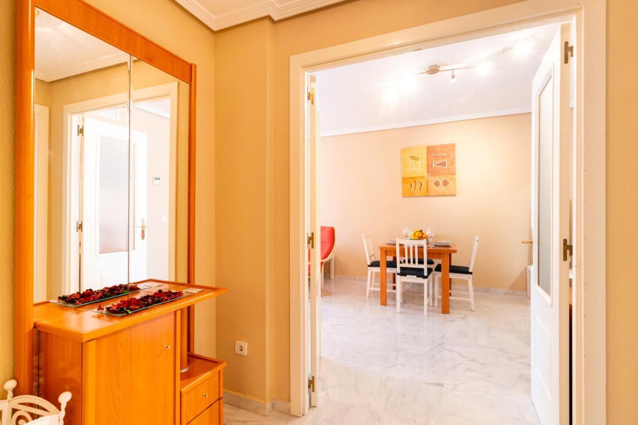 Centrico II Donkey Parking Incluido Apartman Sevilla Kültér fotó