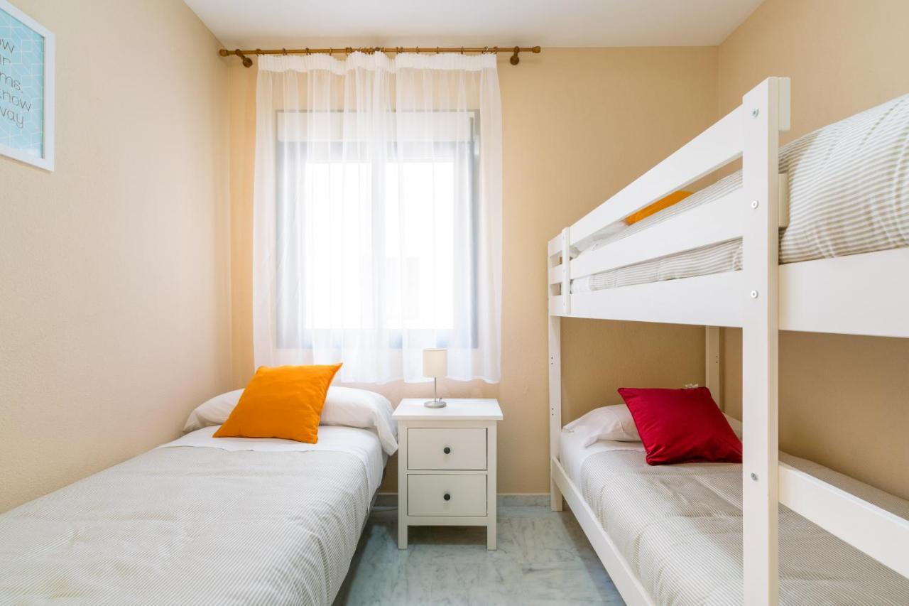 Centrico II Donkey Parking Incluido Apartman Sevilla Kültér fotó