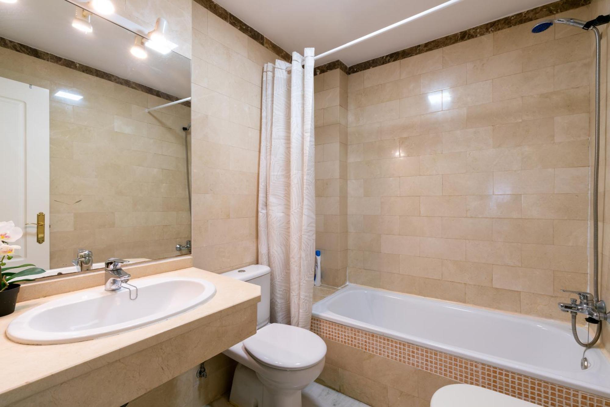 Centrico II Donkey Parking Incluido Apartman Sevilla Kültér fotó